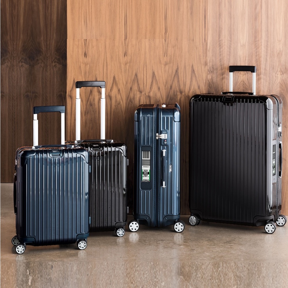 Brand new luxury Rimowa Salsa Deluxe suitcase in rare colour Yachting Blue